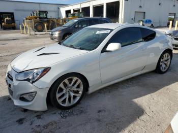  Salvage Hyundai Genesis