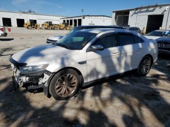  Salvage Ford Taurus