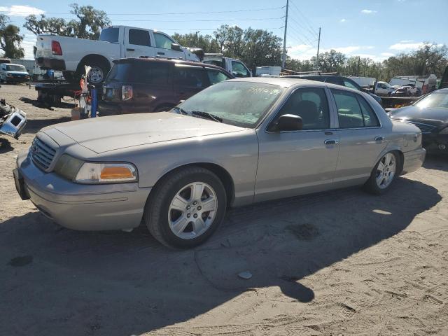  Salvage Ford Crown Vic