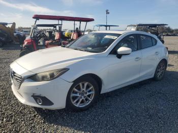  Salvage Mazda 3