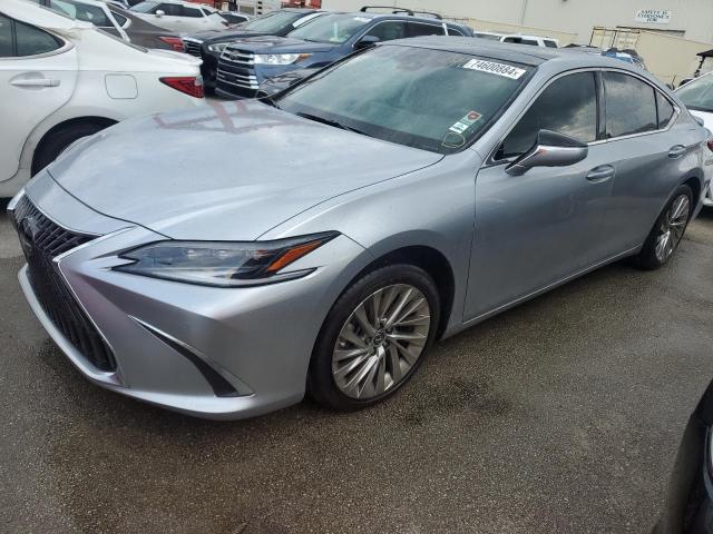  Salvage Lexus Es