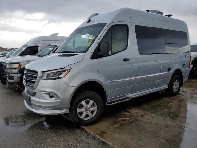  Salvage Mercedes-Benz Sprinter