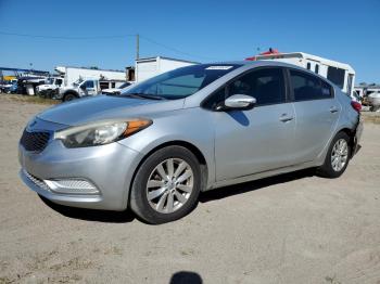  Salvage Kia Forte