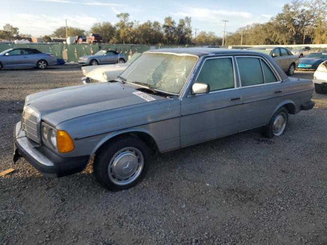  Salvage Mercedes-Benz 240-Class