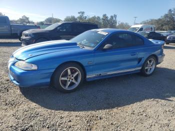  Salvage Ford Mustang