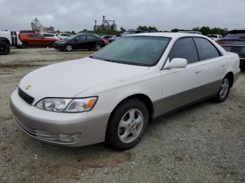  Salvage Lexus Es