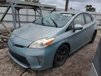  Salvage Toyota Prius