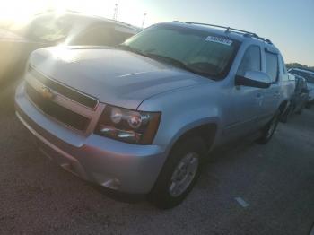  Salvage Chevrolet Avalanche