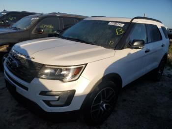  Salvage Ford Explorer