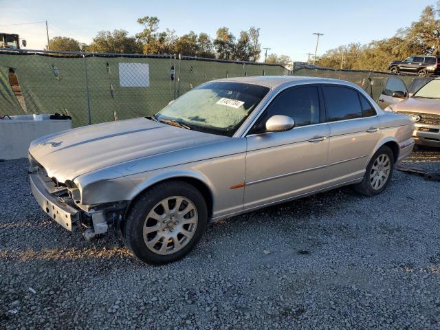  Salvage Jaguar Xj8