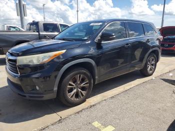  Salvage Toyota Highlander