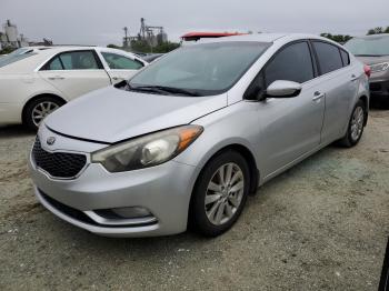  Salvage Kia Forte