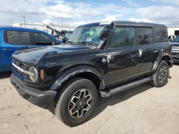  Salvage Ford Bronco