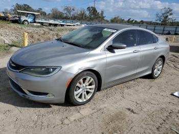  Salvage Chrysler 200