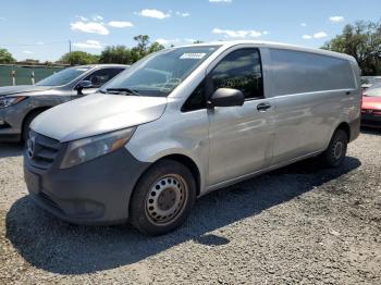  Salvage Mercedes-Benz Metris