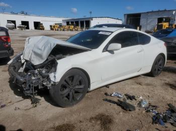  Salvage Hyundai Genesis