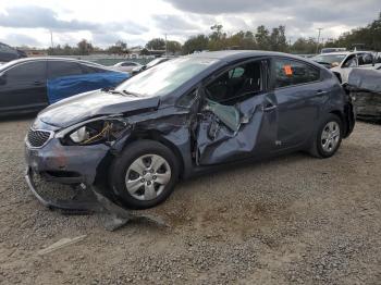  Salvage Kia Forte