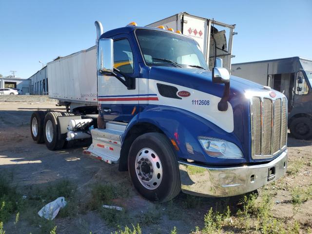  Salvage Peterbilt 579