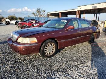  Salvage Lincoln Towncar