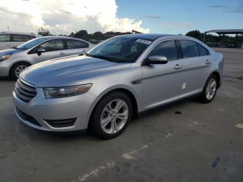  Salvage Ford Taurus