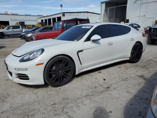  Salvage Porsche Panamera