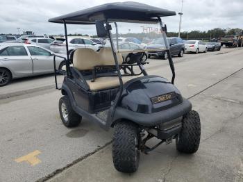  Salvage Club Golf Cart