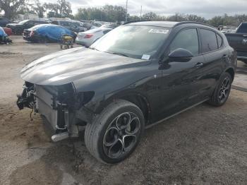  Salvage Alfa Romeo Stelvio