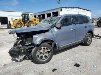  Salvage Kia Telluride