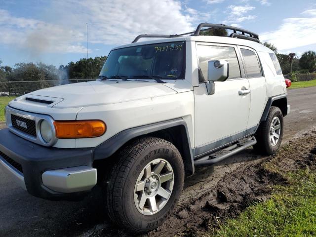  Salvage Toyota FJ Cruiser