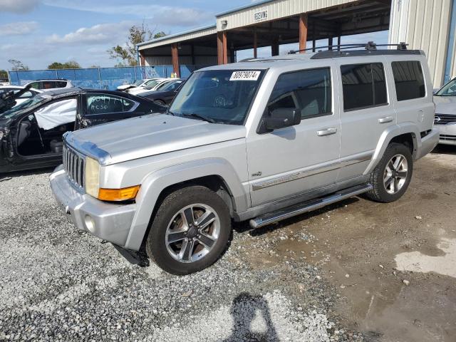  Salvage Jeep Commander