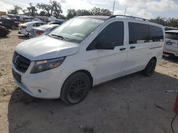  Salvage Mercedes-Benz Metris