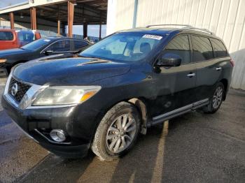  Salvage Nissan Pathfinder