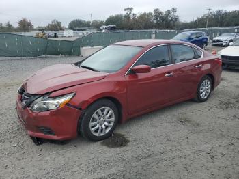  Salvage Nissan Altima