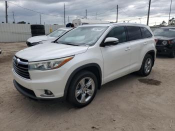  Salvage Toyota Highlander