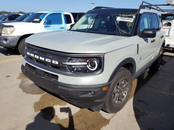  Salvage Ford Bronco