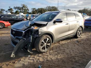  Salvage Kia Sorento