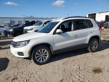  Salvage Volkswagen Tiguan