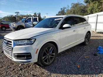  Salvage Audi Q7