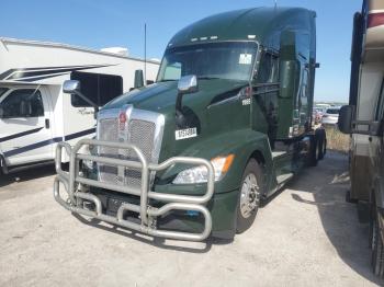  Salvage Kenworth Constructi