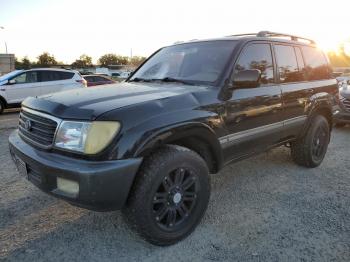  Salvage Toyota Land Cruis