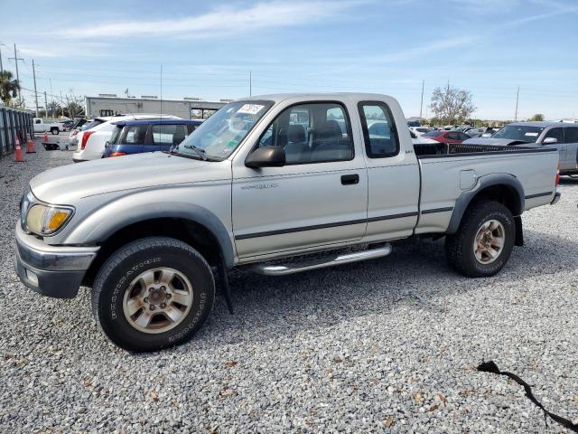  Salvage Toyota Tacoma