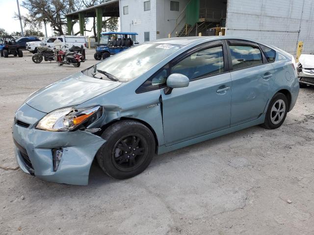  Salvage Toyota Prius