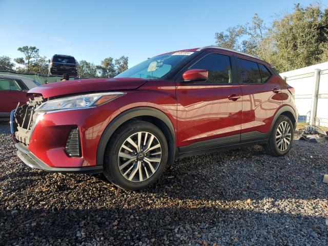  Salvage Nissan Kicks