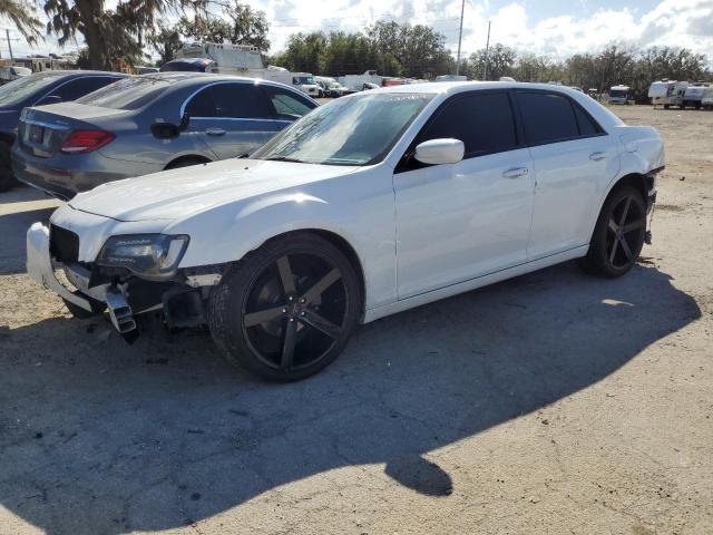  Salvage Chrysler 300