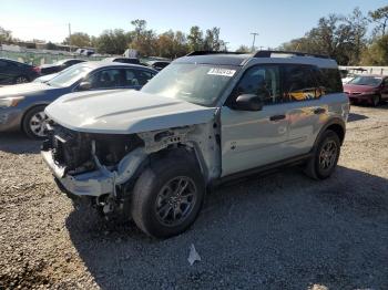  Salvage Ford Bronco