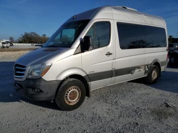  Salvage Mercedes-Benz Sprinter