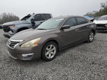  Salvage Nissan Altima