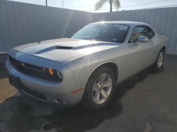  Salvage Dodge Challenger