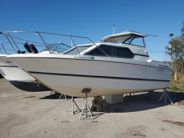  Salvage Bayliner Boat