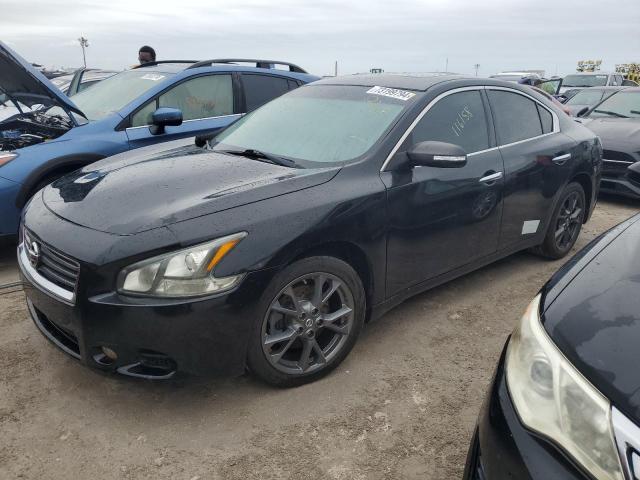  Salvage Nissan Maxima